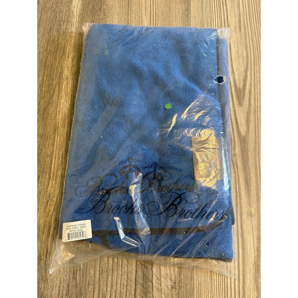 NWT Brooks Brothers Contrast Frame Bath Sheet 35X67 Royal Blue